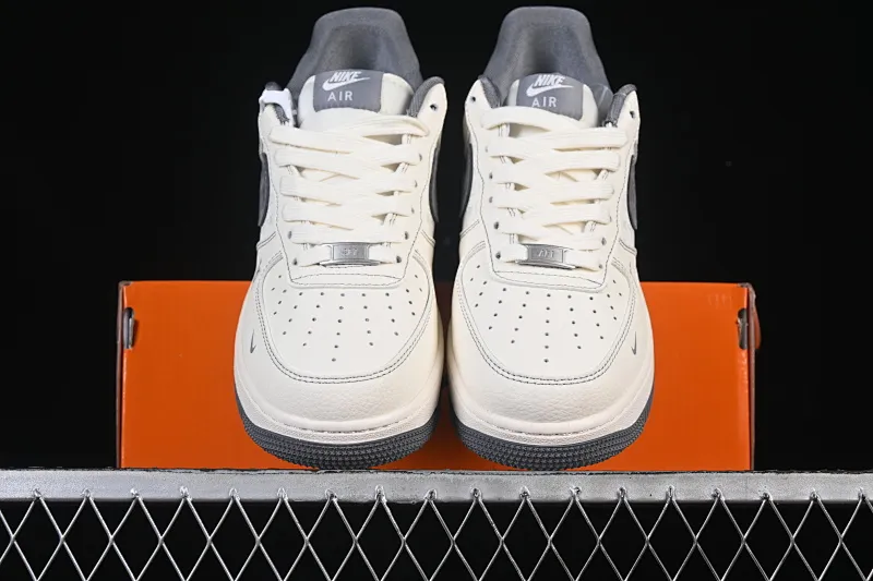 All categories Nk Air Force 1 Air Force series Nk Air Force 1 Low Air Force low-top Nike Air Force 1'07 Low LV co-branded printed beige gray Air Force 1 low-top casual sneakers MZ9588-816